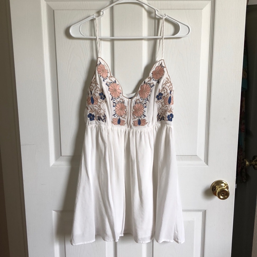 Sweet, sexy, embroidered dress